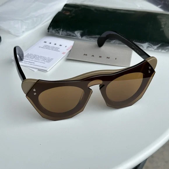NWT MARNI SUNGLASSES - Picture 5 of 7